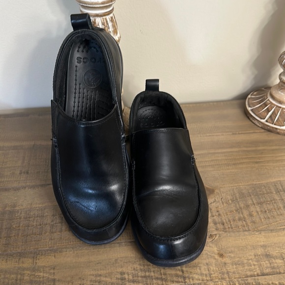 Crocs Santa Cruz Black Leather Loafers Men’s Size 12 Comfort Travel SlipOn Shoes main image 5